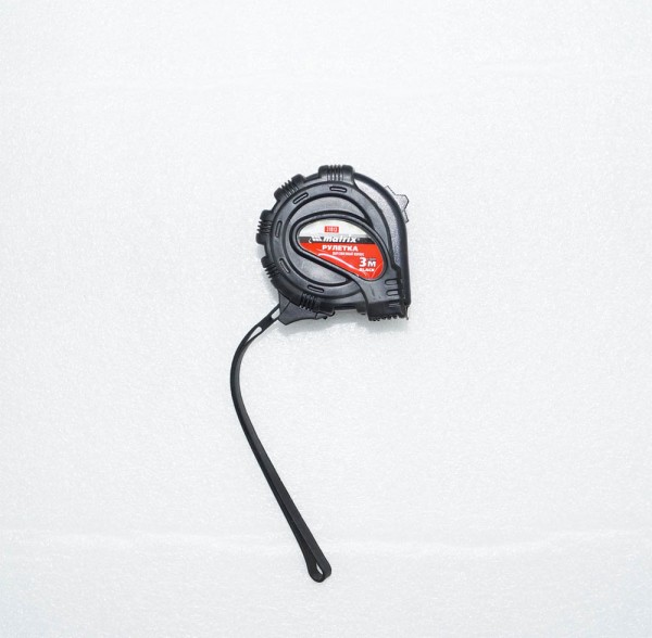 Фото Рулетка 3м 16мм обрезиненный корпус black matrix 31013