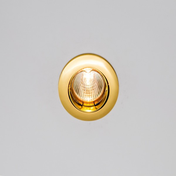 Фото Точечный светильник maxlight cast cast 62 gold