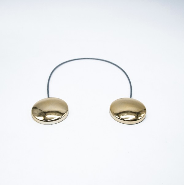 Фото Магнитные клипсы d45 с тросом 30 см блестящее золото