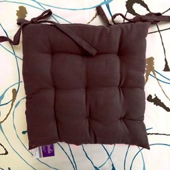 Фото Галета на стул 40*40 04 велюр однотонный сливовый