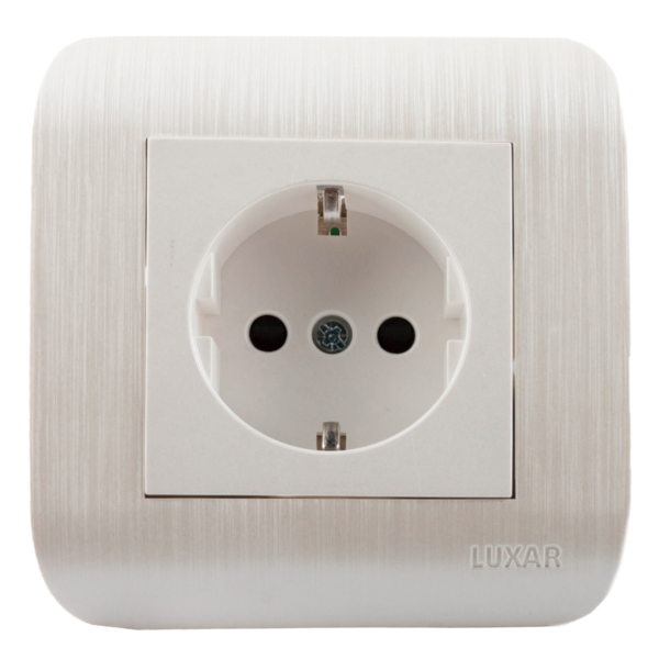

розетка 1-ая с/з белая с рифленой рамкой, 250в 16а luxar deco 10.025.01