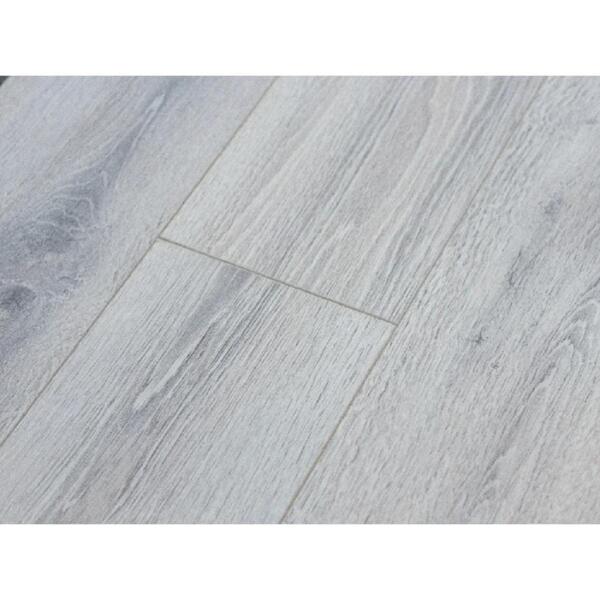 Фото Ламинат 33 класс 8 мм latat elegante дуб коламбиа