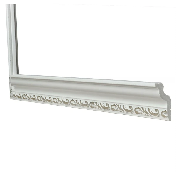 

плинтус decomaster 45*30*2400мм 148b-60/40, Классический белый с золотом