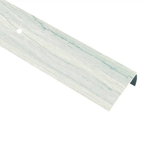 Фото Порог угловой (угол) д13, 20х1350мм берёза