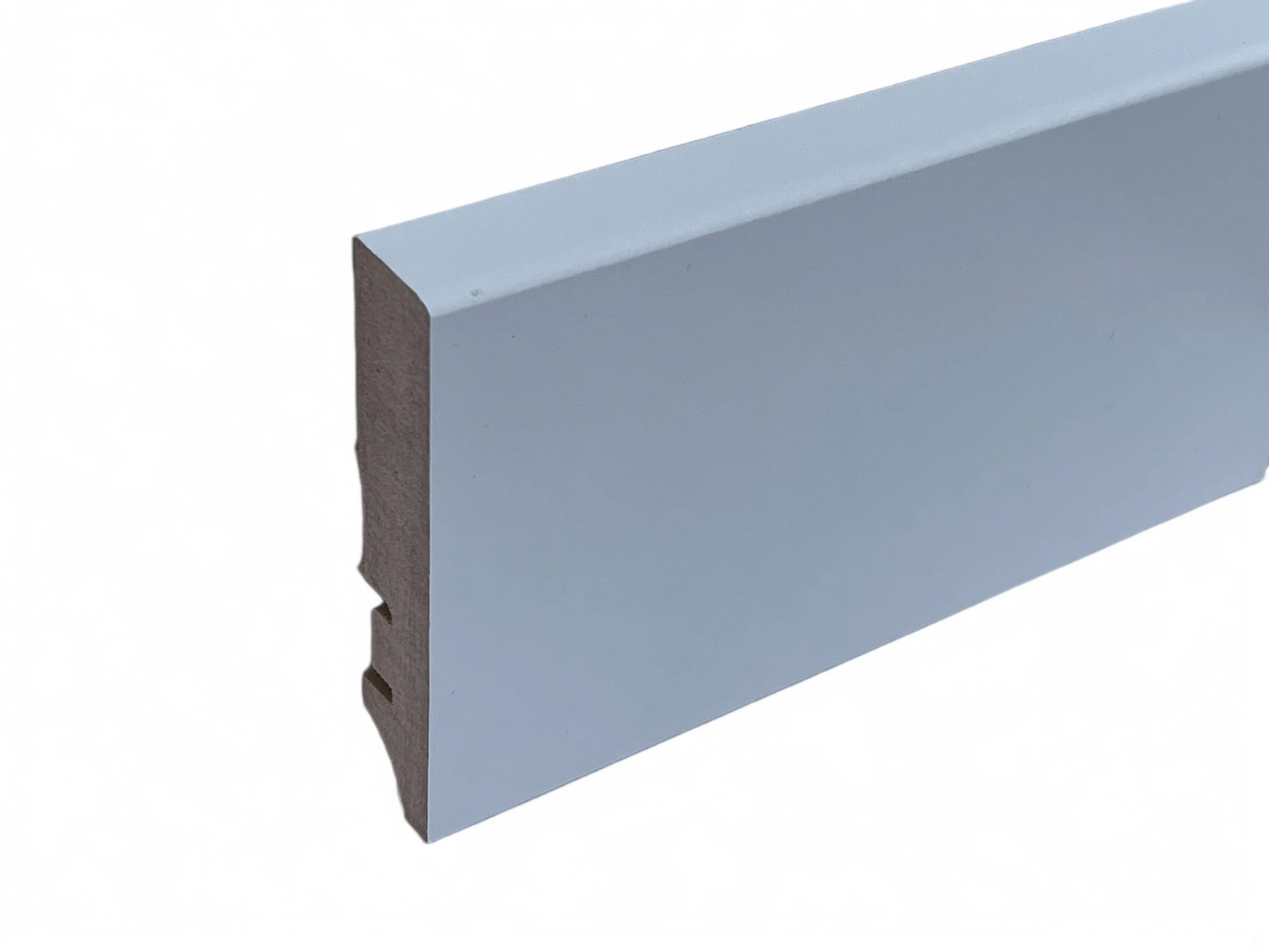 Изображение товара МДФ плинтус Волшебная Палочка Гарден 2.4 м белый для ровных стен