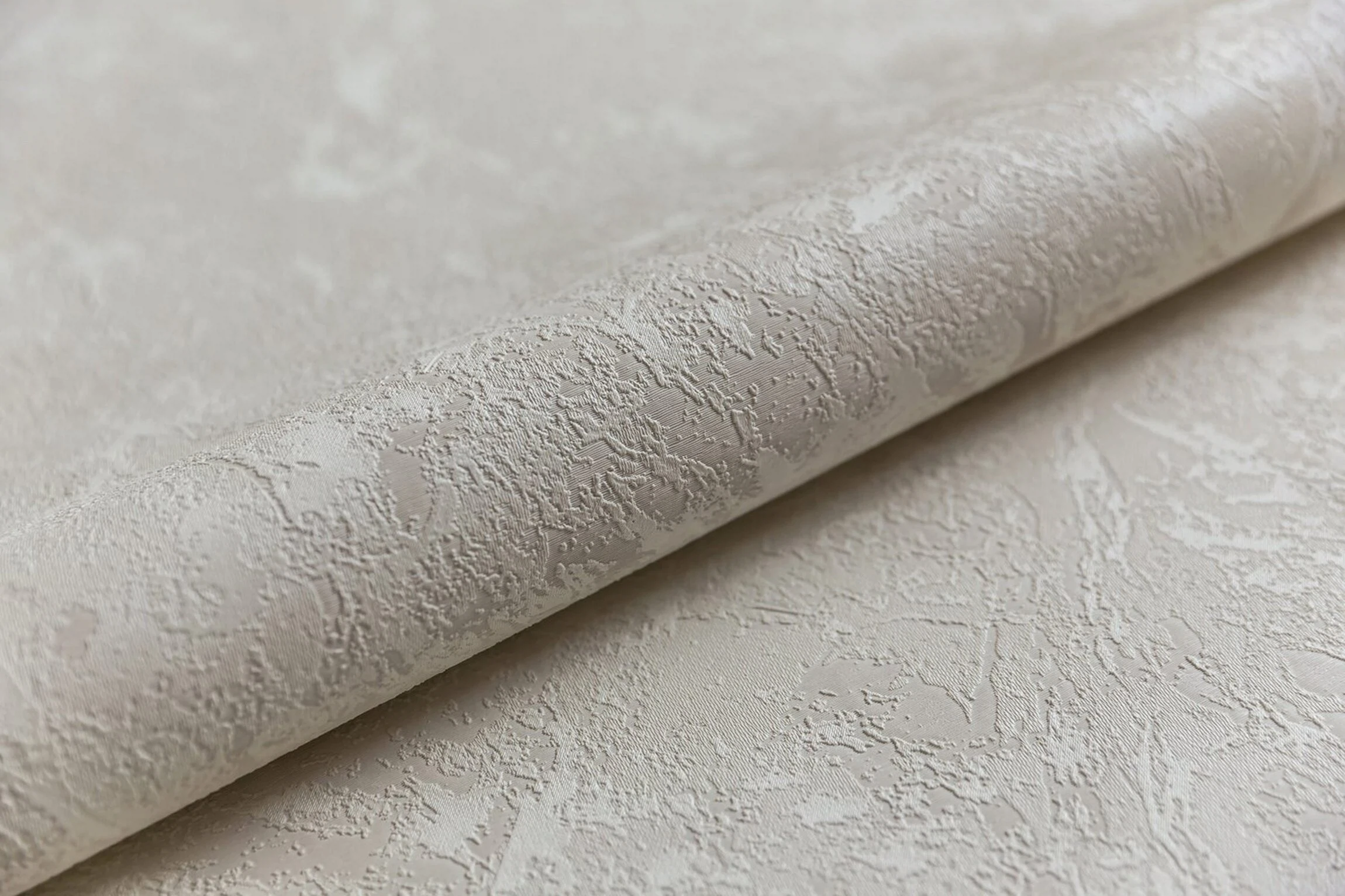 Изображение товара Обои виниловые Kerama Marazzi Джангл бежевый, 1.06м x 10.05м, тисненая флористика