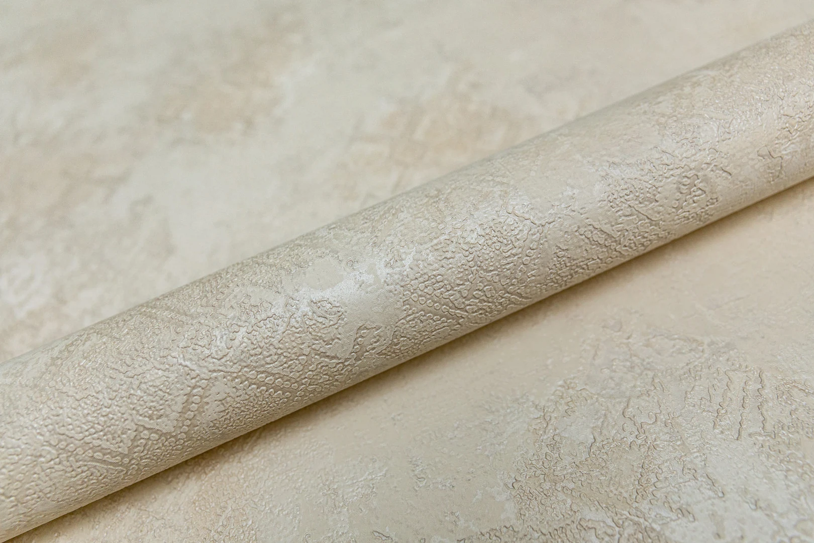 Изображение товара Обои виниловые Kerama Marazzi  Ренессанс мотив, желтый, арт. KM7002