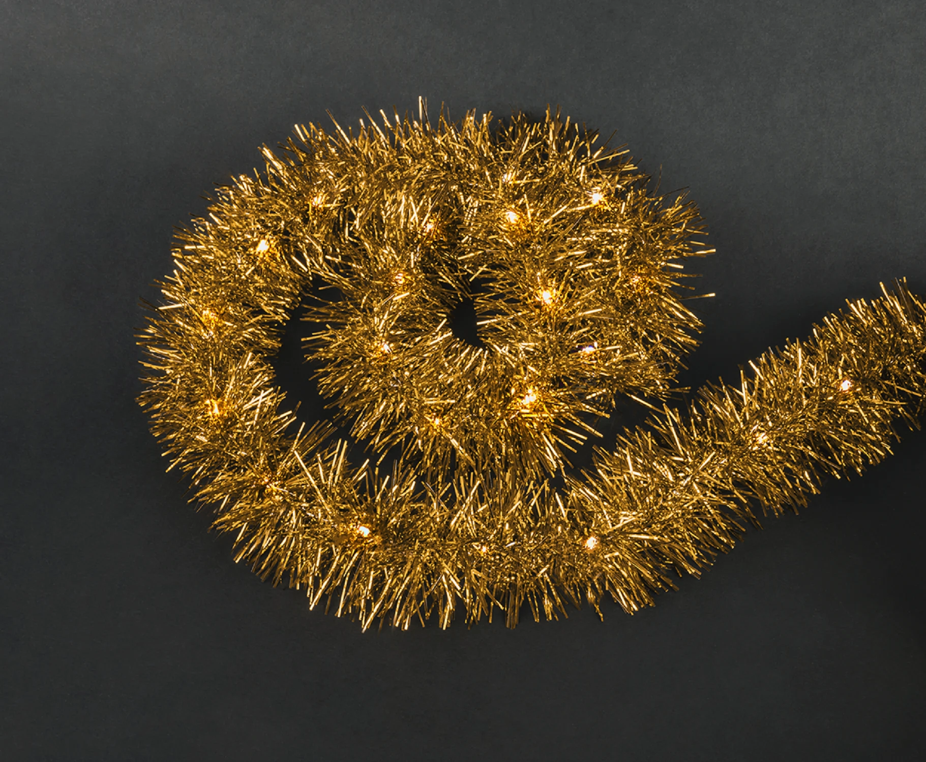 Изображение товара Гирлянда Navigator 95 058 желтая светящаяся 2 м батарейки