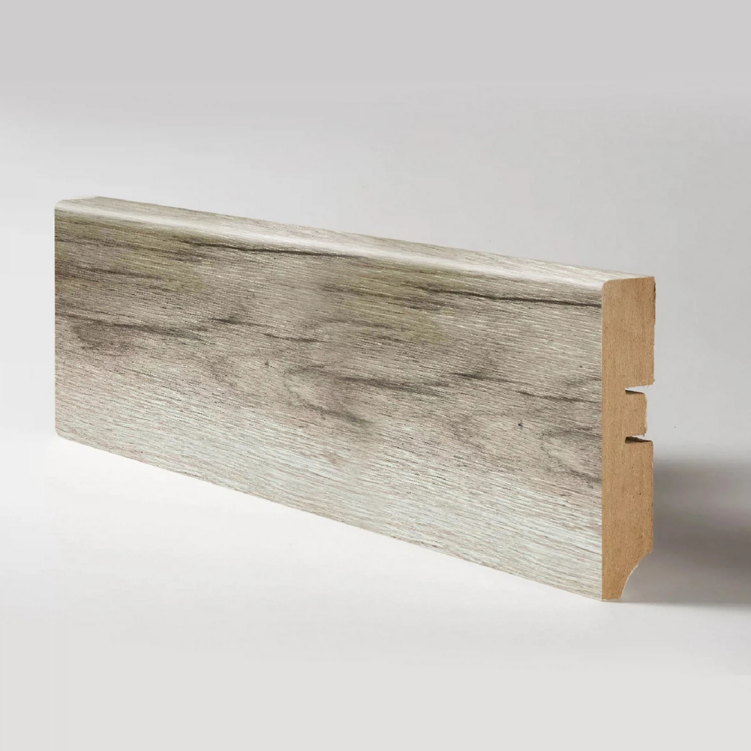 Изображение товара Плинтус МДФ ламинированный текстурный ДУБ КЕЙПТАУН 2070х80х16