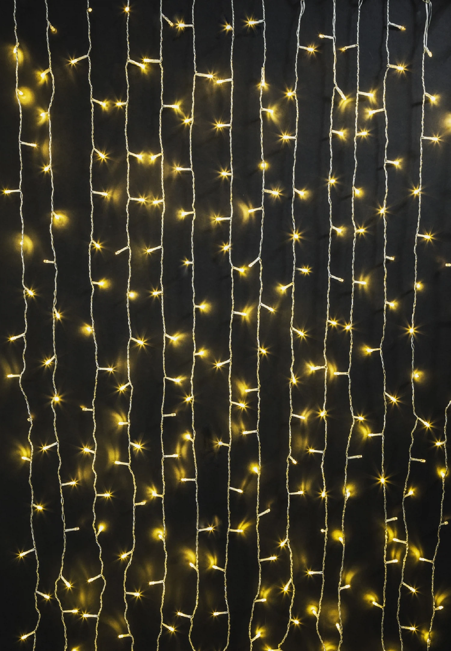 Изображение товара Гирлянда-занавес Navigator 93 711 водопад, 2.1х1.4 м, теплый белый свет