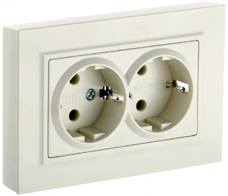 Изображение товара Розетка 2-м с/з IEK BRITE Бежевый с защ штор 16А в сборе РСш12-3-БрКр.