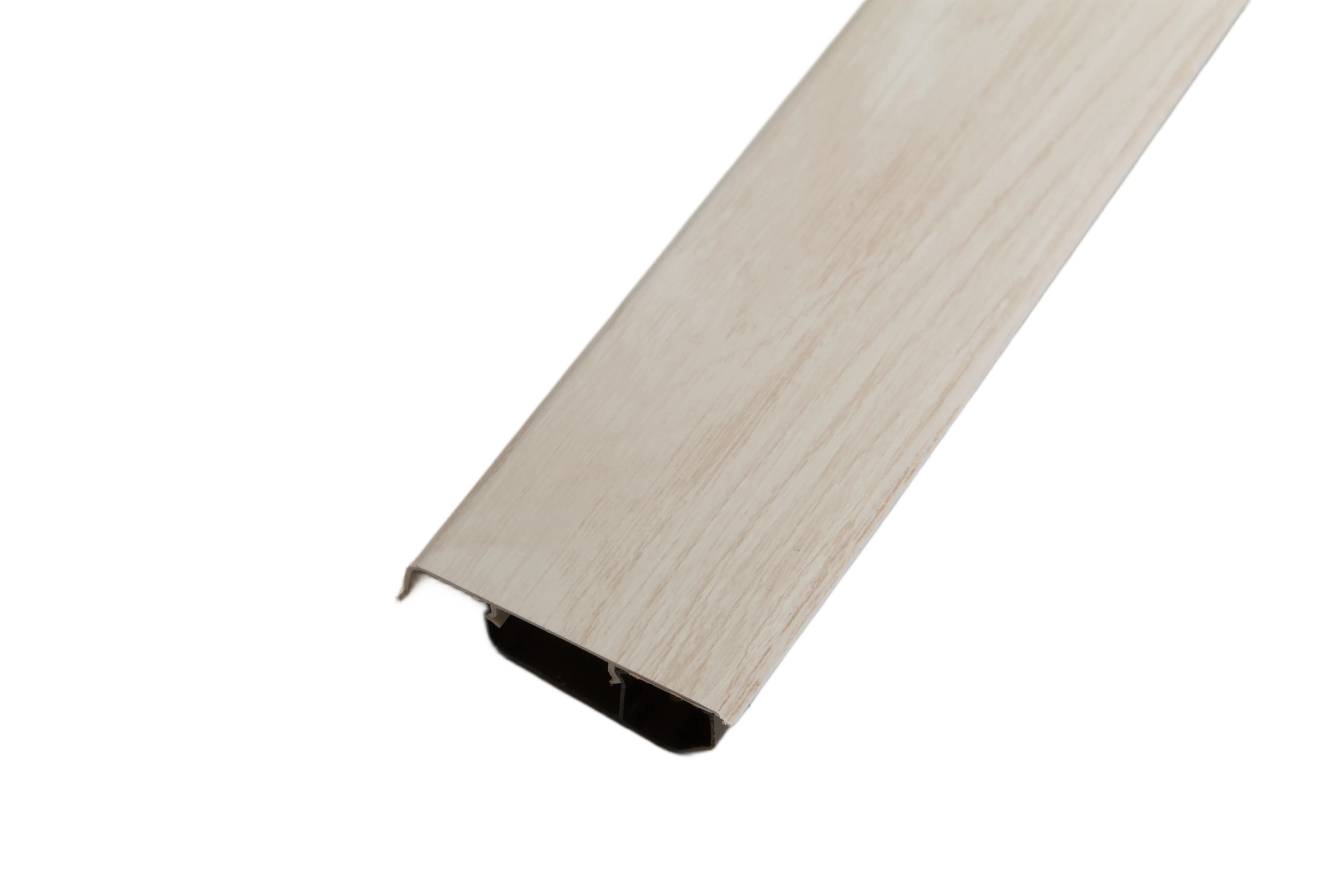 Изображение товара Волшебная палочка Плинтус Home ПВХ 70мм, 2,2м 7031