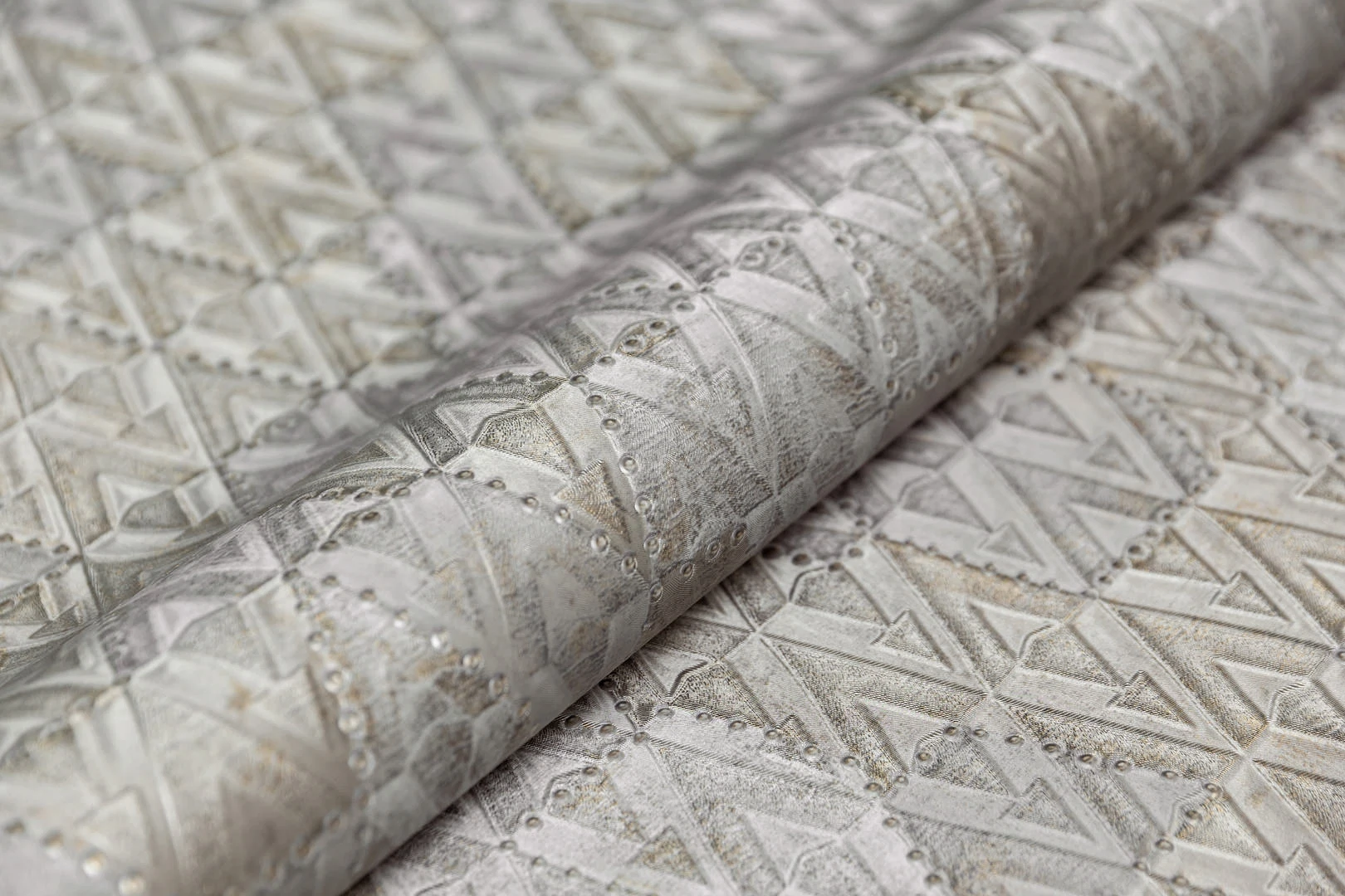 Изображение товара Обои виниловые на флизелиновой основе Коллаж мотив, серый Kerama Marazzi арт. KM7405