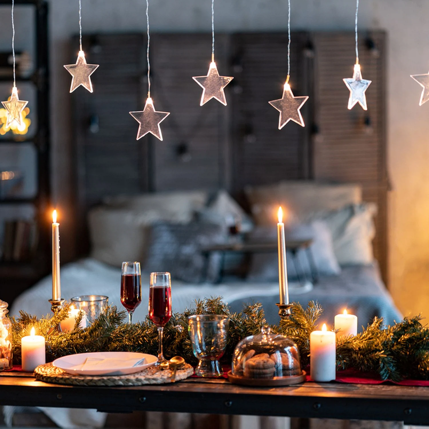 Изображение товара Светодиодная гирлянда Звезды 1,5 м теплы белый свет Neon-Night