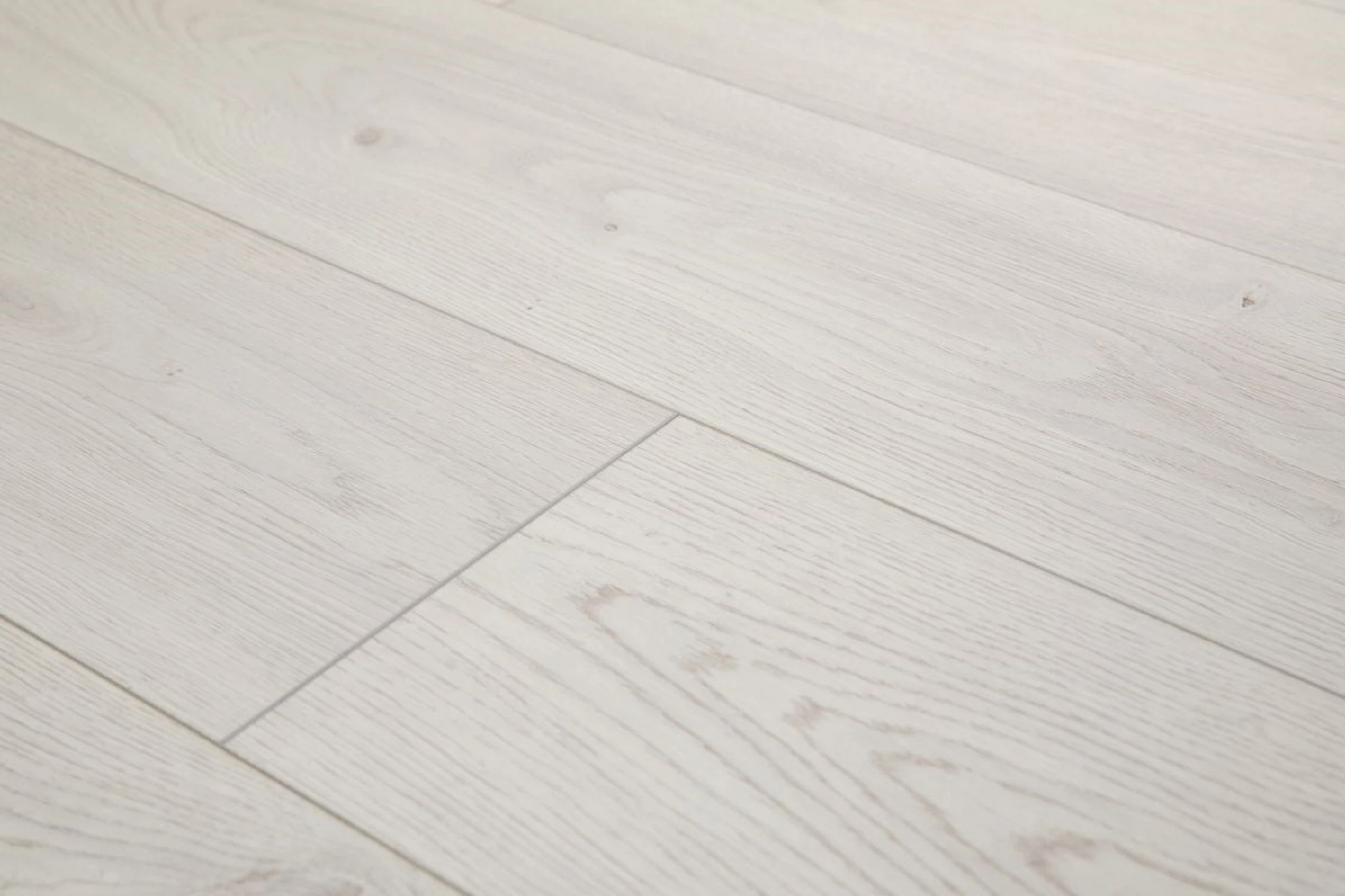 Изображение товара Ламинат влагостойкий Peli Grand Истранца Дуб 33 класс, 12 мм, 1.471 м2 в упаковке