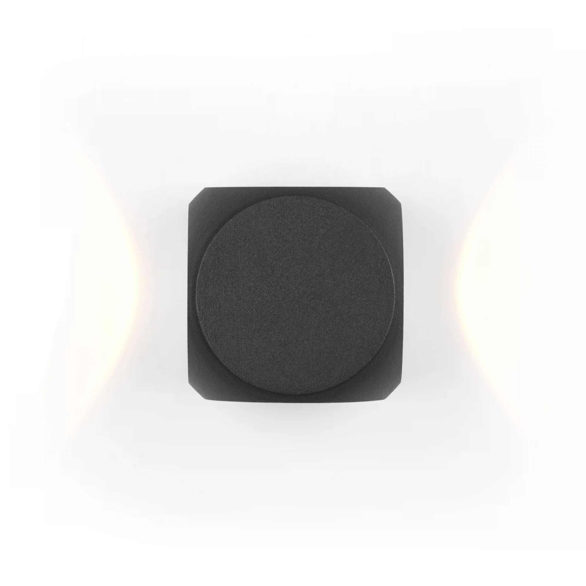 Изображение товара Уличный настенный светильник Maytoni Outdoor Bond Street O015WL-L4B для архитектурной подсветки