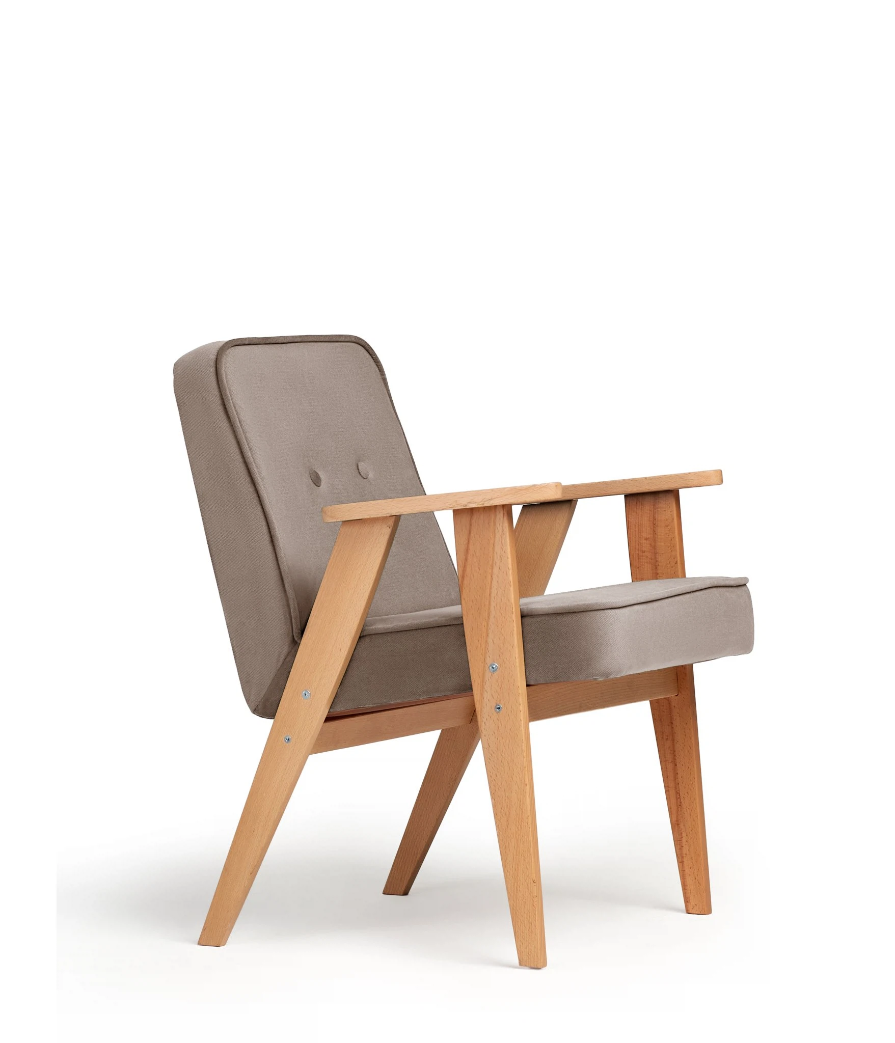 Изображение товара Мягкое кресло Несс с подлокотниками и деревянными ножками для современного интерьера