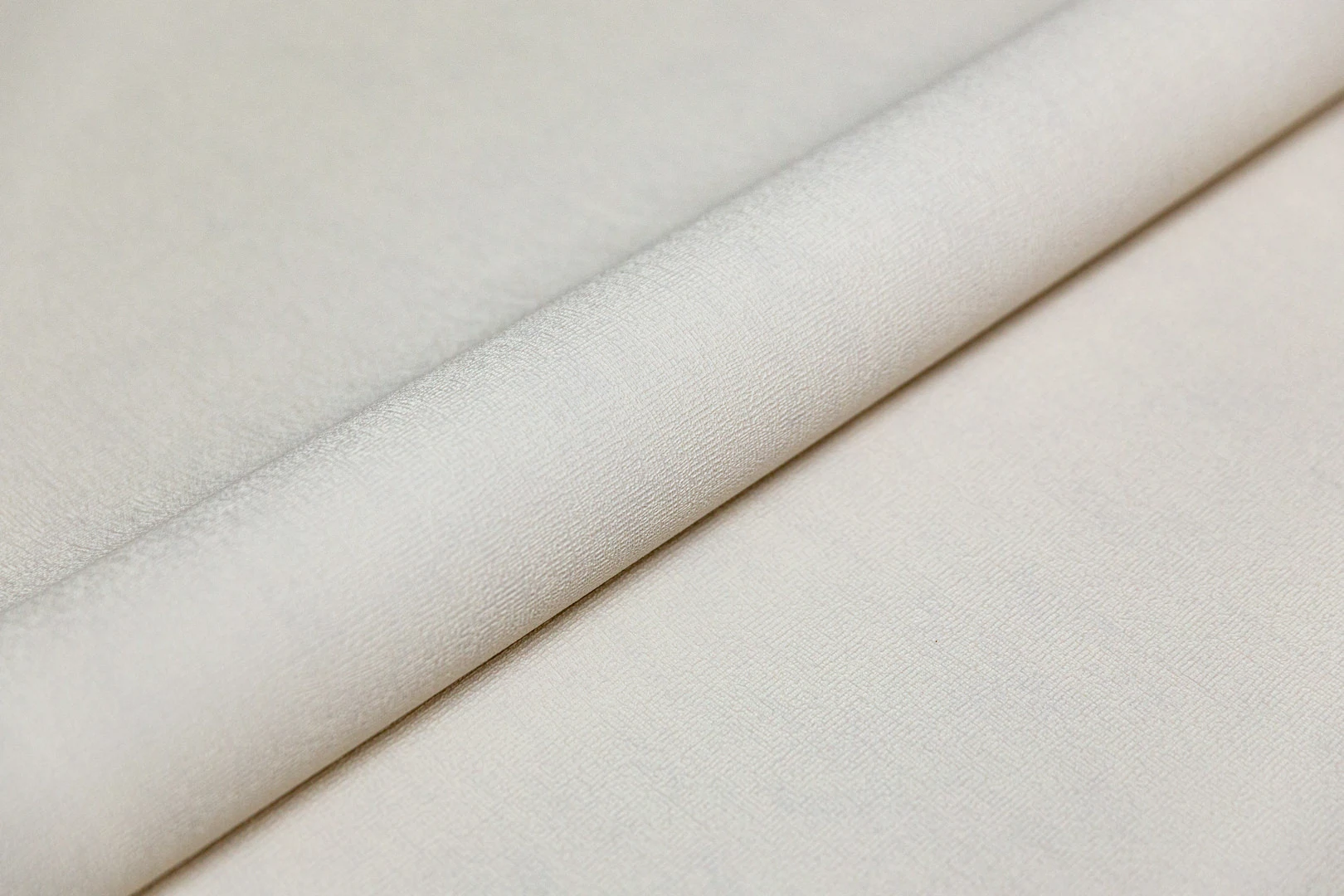 Изображение товара Обои виниловые Kerama Marazzi Отражение база бежевые 10 м